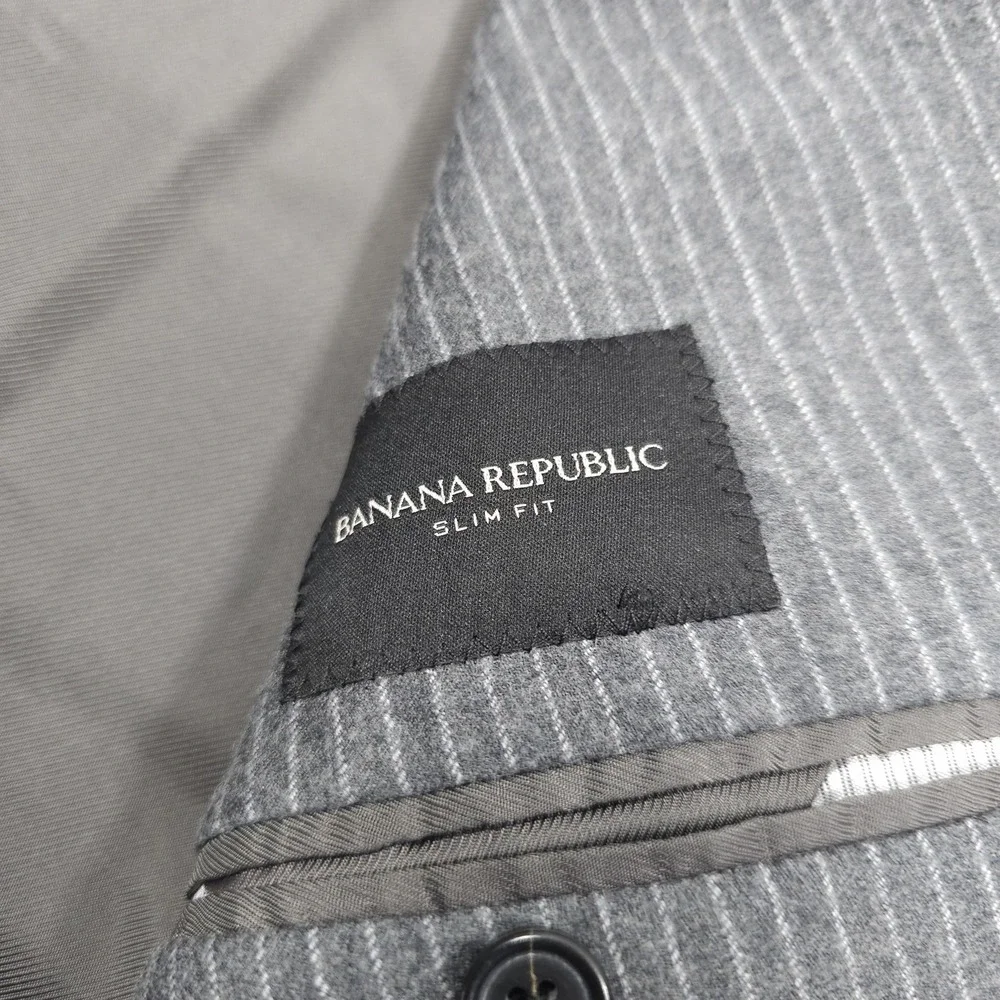 Banana Republic Blazer Mens 42R Gray Pinstripe Slim Fit Marzotto Wool Jacket